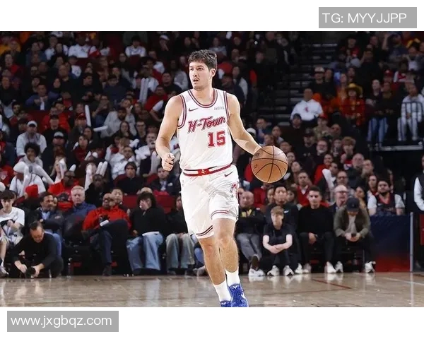 两连胜，杜兰特33分却只能当配角？火箭赢球背后藏着一个反巨头谜题